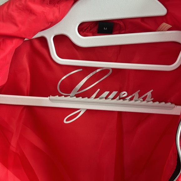 Guess Puffer Vest - Picture 3 of 4